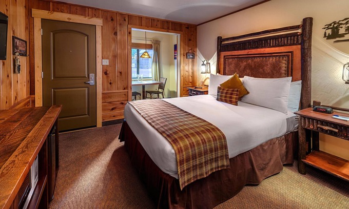 Tahoe Vista Cabine | Single Studio Cabin-Cabine-Salle de bain-Queen