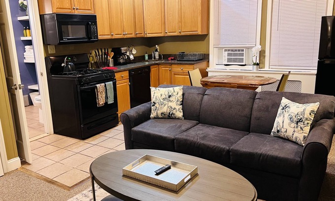 Havertown Appartement | Cozy Quiet Apt in Suburbs - Very Walkable Area