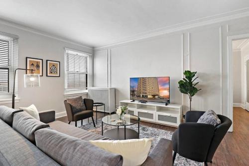 Hyde Park Appartement | Cozy & Radiant 2BR Apartment - BStone 605