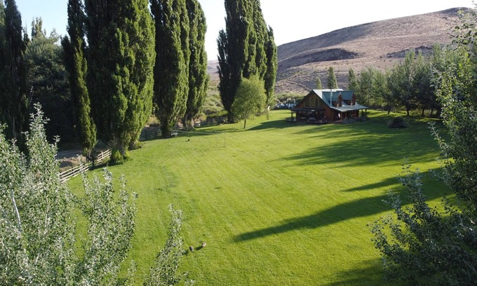 Humboldt County Appartement | Cozy Ranch Apartment, perfect for hunting season, or a fun weekend getaway.