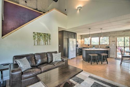 Red Feather Lakes Maison | Cozy Red Feather Lakes Retreat with Deck and Yard