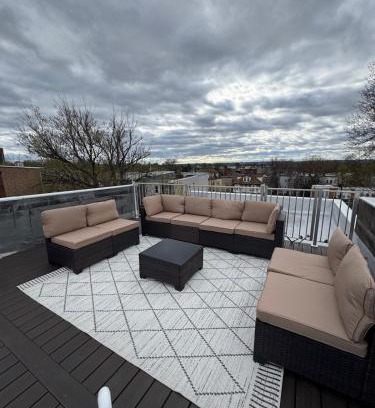 Ampere Appartement | Cozy Rooftop Home, Near Downtown Newark, EWR & NYC