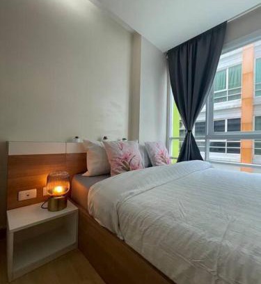 Ratchadaphisek Appartement | Cozy room at Huai Khwang close to MRT