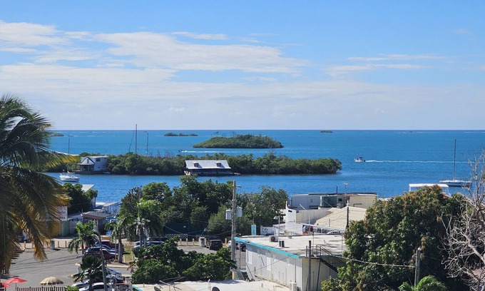 Lajas Appartement | Cozy room located at the heart of La Parguera, Lajas, PR