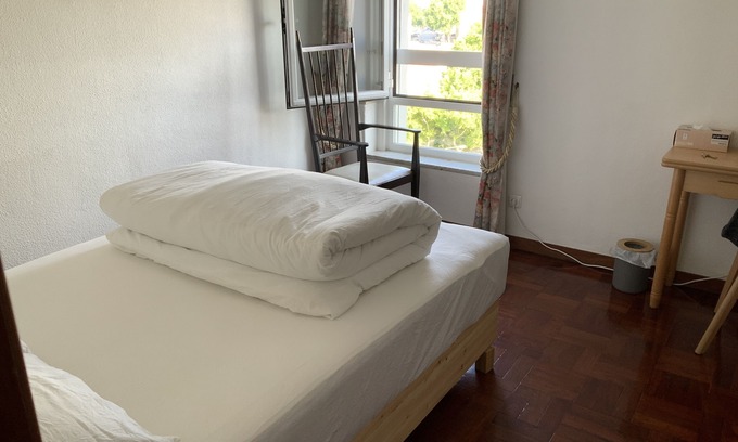 Olivais Appartement | Cozy room next to Metro Station, close to Airport , easy access to city center