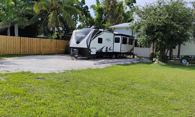 Bokeelia Maison | Cozy RV in Serene Bokeelia with AC