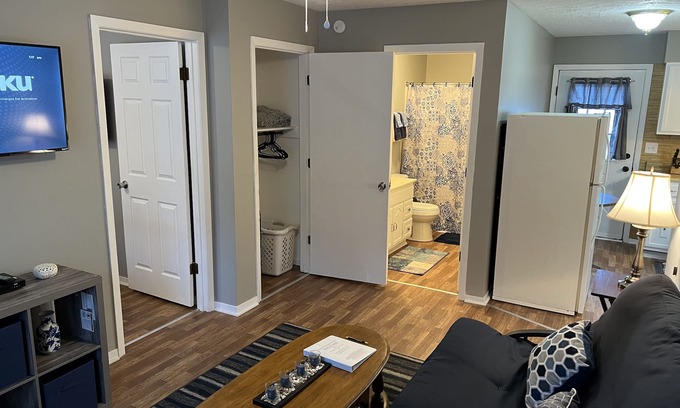 Bluewell Appartement | Cozy Spurrier Unit 6 1 bed 1 bath Pets Welcome FREE WiFi