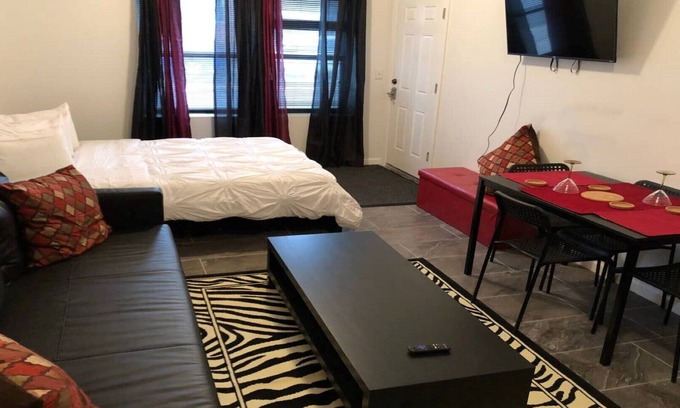 Marion Maison | APPARTEMENT COSY STUDIO !!! PROCHE DE LA PLACE DU JOURNAL