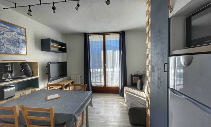 Flaine Appartement | Charmant Studio Cabine avec Coin Montagne pour 5 Pers., Résidence Doris, Proche Pistes et Commerces.