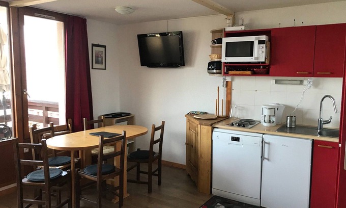 Vallandry Appartement | Studio chaleureux à Vallandry, 4 pers., proche pistes et commerces, animaux admis