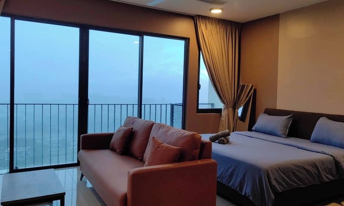 Shah Alam Appartement | Cozy Studio in Shah Alam with Mountain View