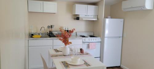 Calverton Appartement | Cozy Studio Walk to Shops, Quick Drive to DC