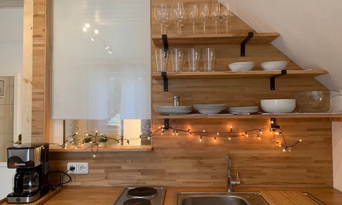 Dollach Appartement | Cozy Tiny Duplex Apartment, Lake 150m, 5 min to the Ski Lift, up to 4 pers