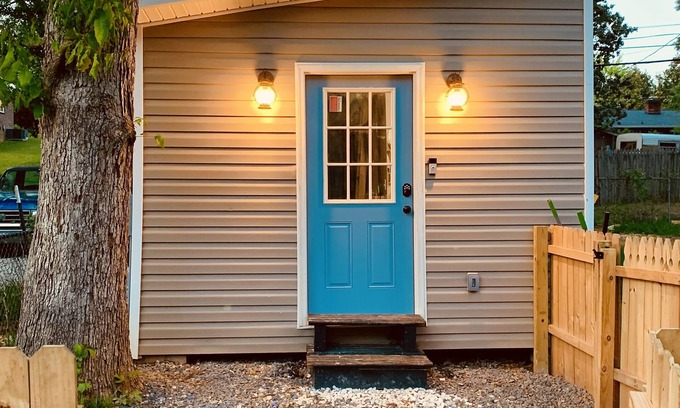 Charlotte Maison | Cozy Tiny Home located 15 minutes from uptown Charlotte! Pet friendly!