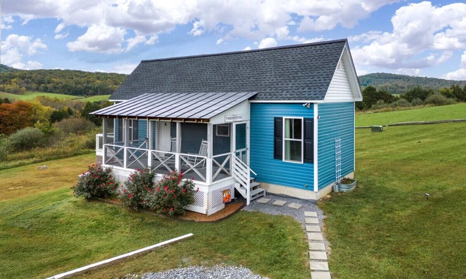 Lexington Cottage | Irish Farmhouse-10 min from Downtown Lexington