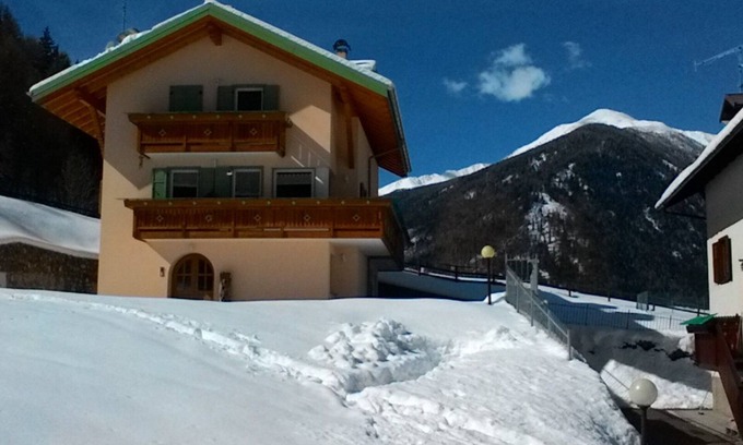 Pellizzano Appartement | Cozy two-room apartment with 4 beds + sofa bed.