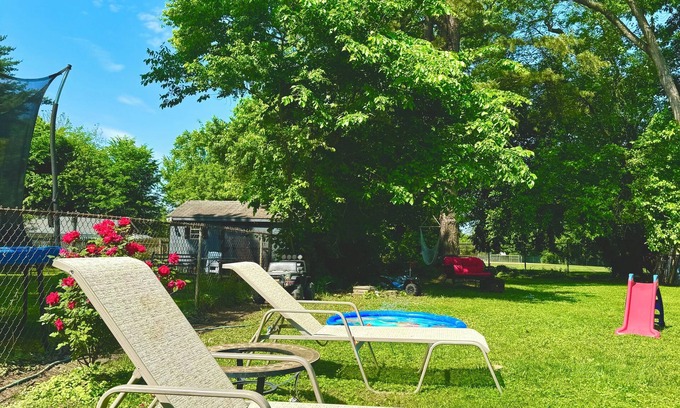 Wallingford Maison | Cozy with A Huge Yard-5 minutes Swarthmore & Widner 11 mins from PHL