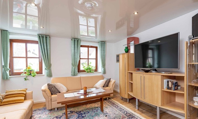 Neustadt an der Aisch Appartement | Cozy vacation apartment with garden and pavilion