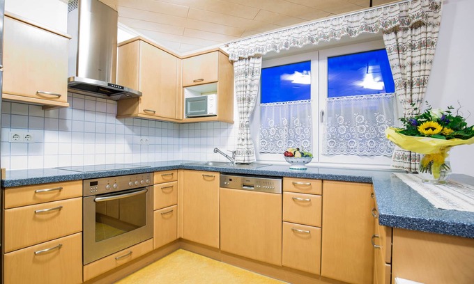 Loich Appartement | Cozy vacation apartment (55sqm) on the first floor with terrace