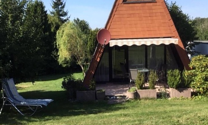 Lichtenberg Maison | Cozy vacation home with sunny terrace Frankenwald near bathing lake / Smart-TV