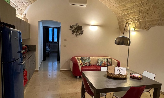 Bisceglie Appartement | Cozy vacation home in 19th-century structure.
