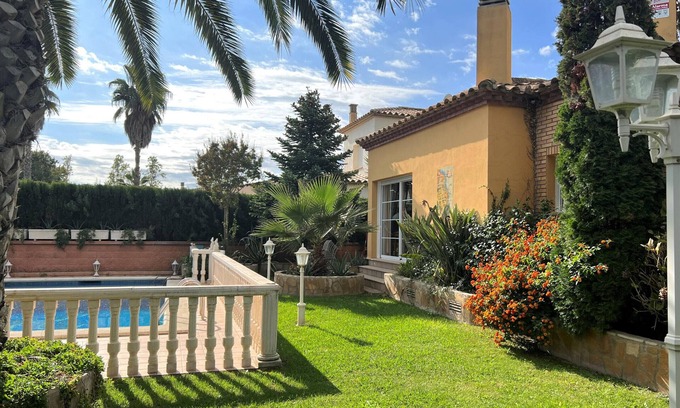 Sant Pere Pescador Maison | Maison avec piscine, jardin, barbecue, climatisation et wifi près de la plage