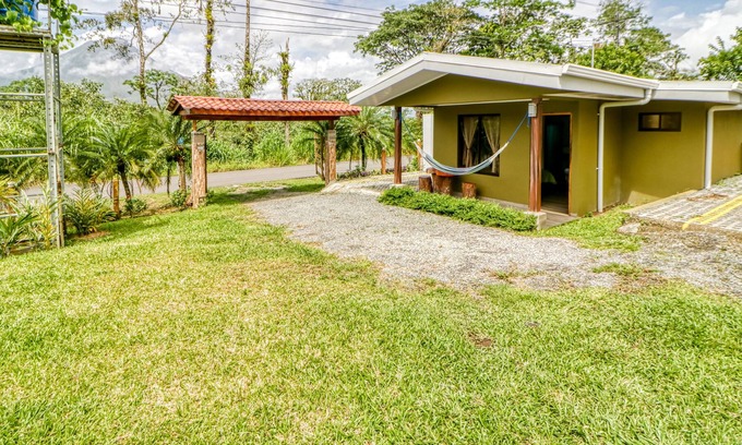 Arenal Hot Springs Appartement | Cozy villa w/ volcano views, fast WiFi, kitchenette, hammock, & more - 1 Dog OK!
