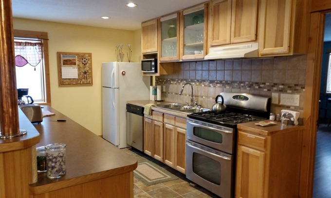 Bozeman Appartement | Cozy Well-Stocked Apartment, 30+ Day minimum stays
