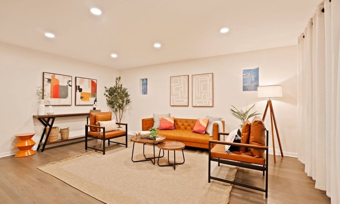 Hillside Maison | Cozy Westchester Retreat Near Chicago & Parks | LCP Collection