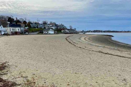 North Weymouth Appartement | Cozy Weymouth cottage, walk to beach