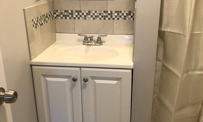 Wheatley Heights Appartement | Cozy Wheatley Heights Getaway, close to the LIRR station
