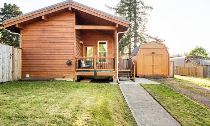 Sherwood - Tualatin South Cabine | Cozy Willamette Valley Cabin With Modern Comforts