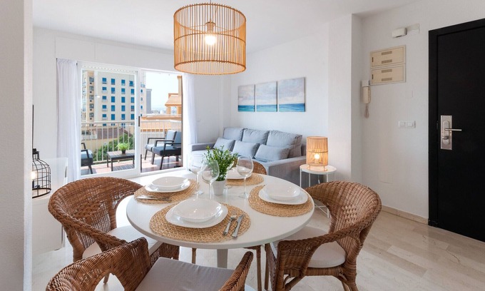 Grao de Gandia Appartement | Confortable avec un style méditerranéen, à quelques mètres de la plage.
