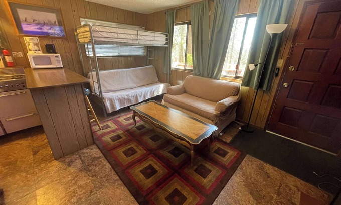 Elk Point Appartement | Cozy Zephyr Cove Suite