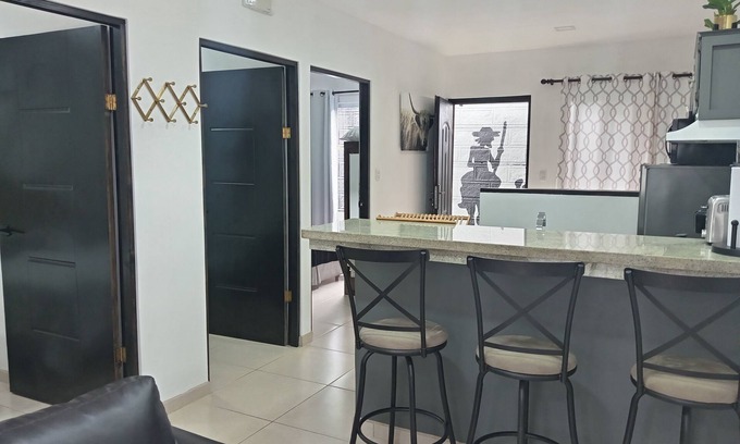 Barrio Dora Appartement | cr.arenalapartments #1 beautiful, comfortable with parking