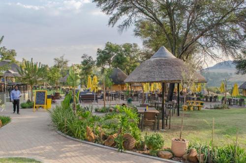 Lanseria Station Balnéaire | Cradle Moon Lakeside Game Lodge
