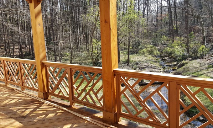 Atlanta Maison | Suite d'hôtes CREEKSIDE-ATL au niveau de la terrasse