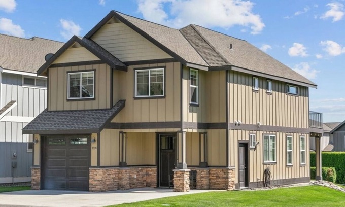Quincy Maison | Crescent Bar 4/BD 3/BA House! Close to Gorge Concerts, Wine Tasting & River!