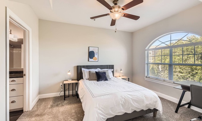 Old Fourth Ward Appartement | Crest at Midtown 1413 l 1 Bedroom 1 Bathroom