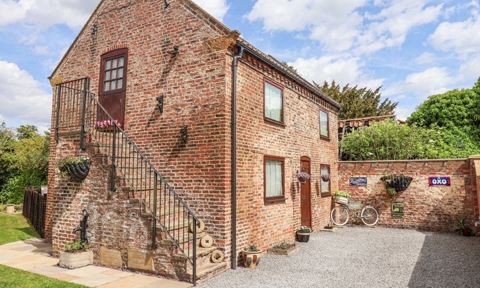 Scawton Cottage | Croft Granary, STILLINGTON