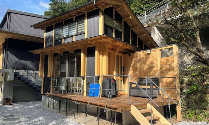 Otoyo Cabine | CrossFit Otoyo Strength TINY HOUSE