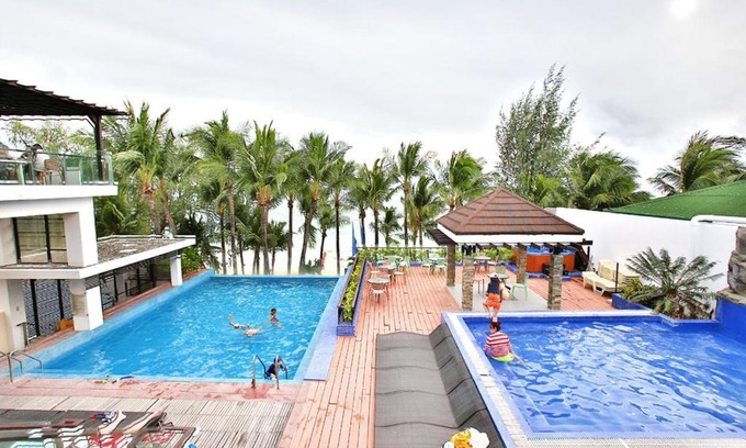 Boracay Island Station Balnéaire | Crown Regency Beach Resort
