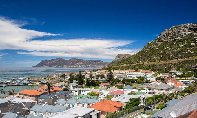 Redhill Appartement | Crows Nest, The heart of Kalk Bay