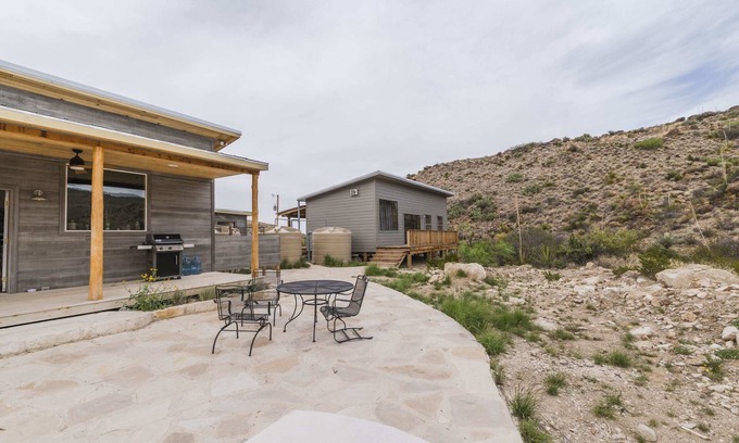 Terlingua Maison | Crystal Mountain Cabin PLUS Bunkhouse. TWO Houses