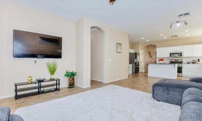 Coldwater Springs Maison | Crystal Suite