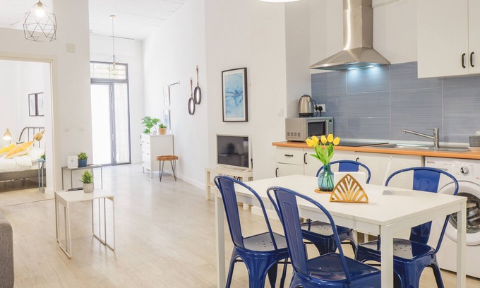 Capuchinos Appartement | Cubo's Malaga Centre El Molinillo / wifi gratuit / centre ville / Climatisation