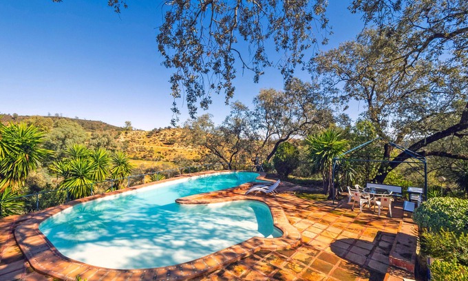 Guillena Cottage | Cubo's Quinta de los Cisnes & minigolf included / piscine privée / wifi gratuit / détente