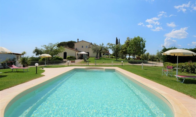 Massa Marittima Appartement | Cucco - Baia degli Ulivi by Interhome