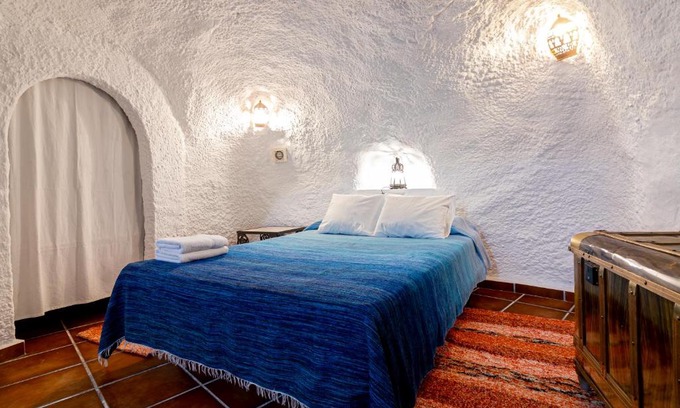 Sacromonte Maison | Cuevas El Abanico - VTAR vivienda turística de alojamiento rural