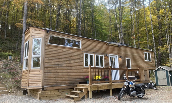 Hartland Maison | Custom-built Tiny House on forested lot near Quechee